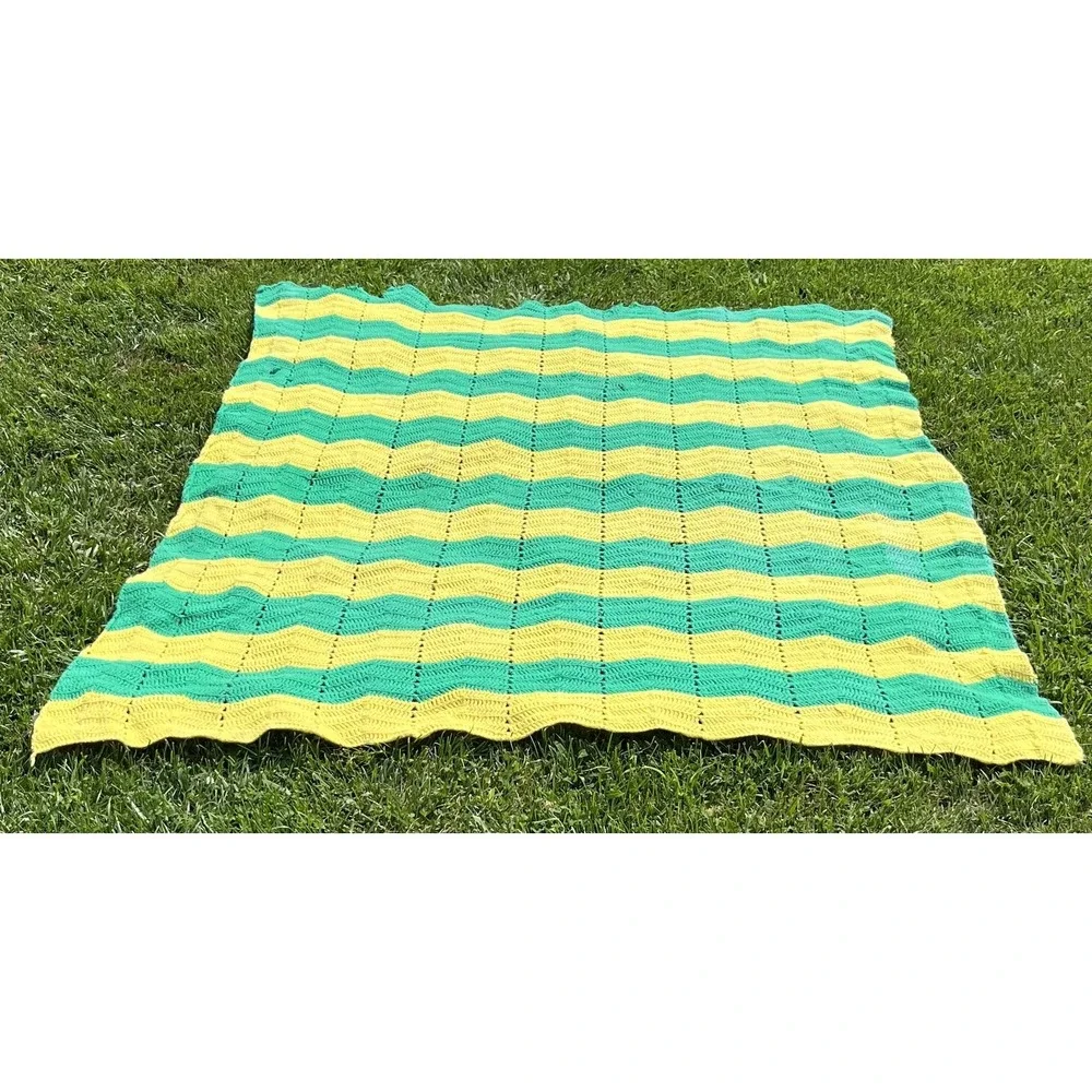 Vintage Handmade Crochet Zig Zag Afghan Blanket Throw Lap Blanket 1970s Retro De